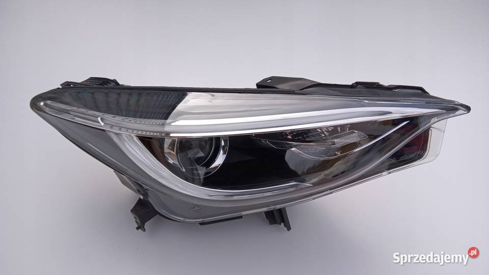 LAMPA HALOGEN PRAWY PRZÓD INFINITI Q30 QX30 Nowy Tomyśl sprzedam