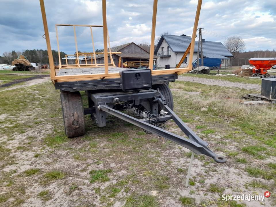 Przyczepa transportowa platforma laweta do bel Przyczepy rolnicze Curyn sprzedam