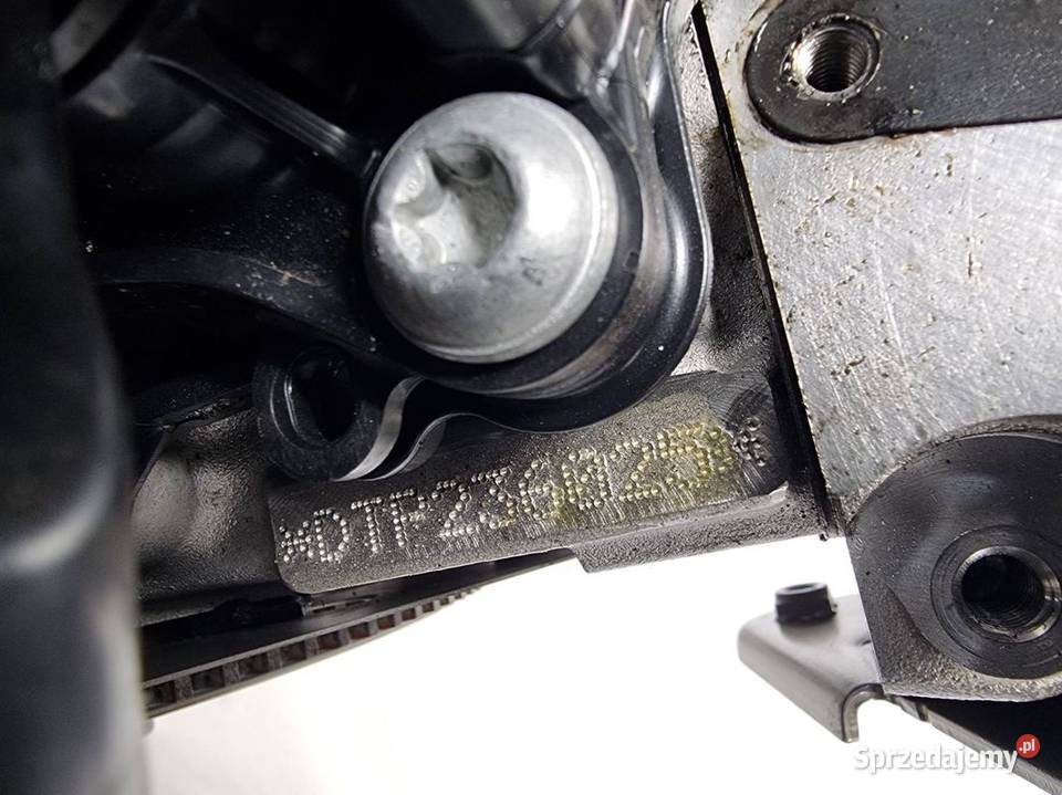 SILNIK SŁUPEK AUDI A4 B9 QUATTRO DTP 20 TDI