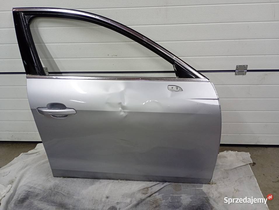 Drzwi prawe audi a4 b9 lift LZ7G osobowe Niechanowo sprzedam