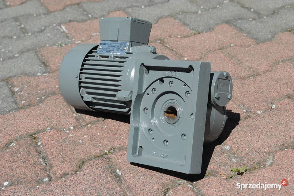 Motoreduktor kątowy 037kw 240obrmin Kargowa