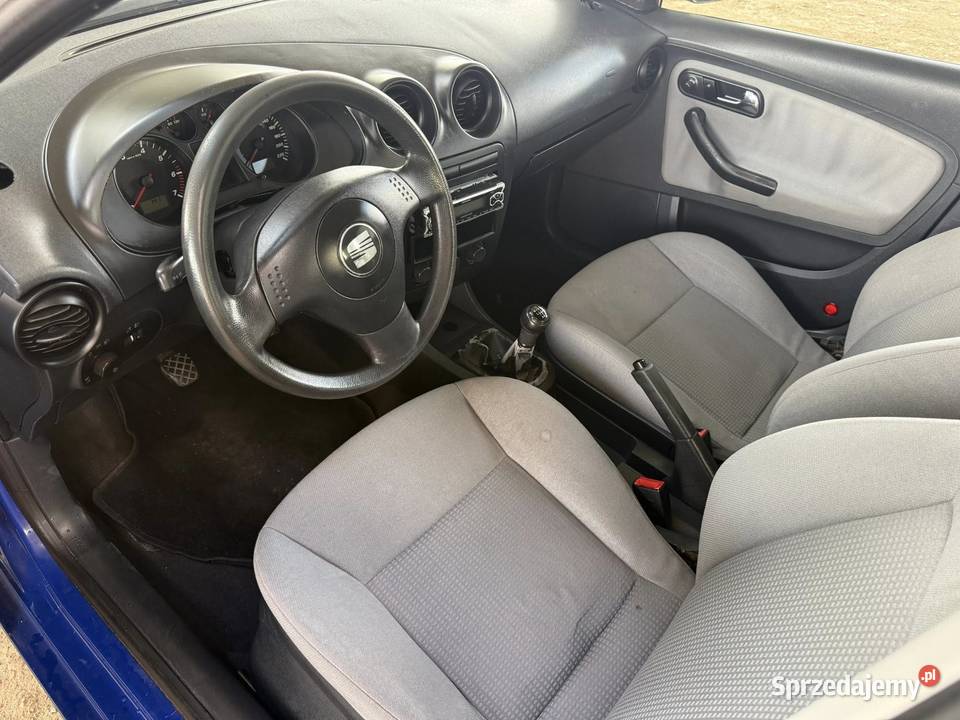 Seat Ibiza 12 Benzyna 2003r Ładny Zadbany Rok produkcji 2003 Dębica sprzedam