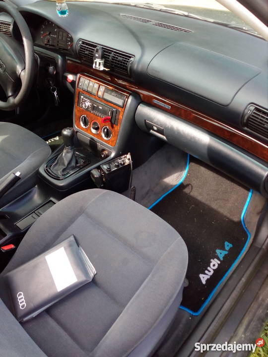 Audi a4 b5 26 v6 150 quattro światła do jazdy dziennej Olsztyn