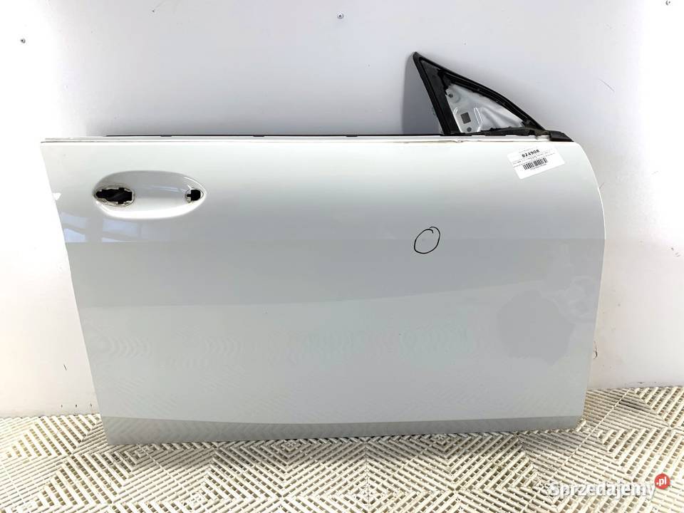 DRZWI PRAWY PRZÓD 300 BMW F44 SportowyCoupe