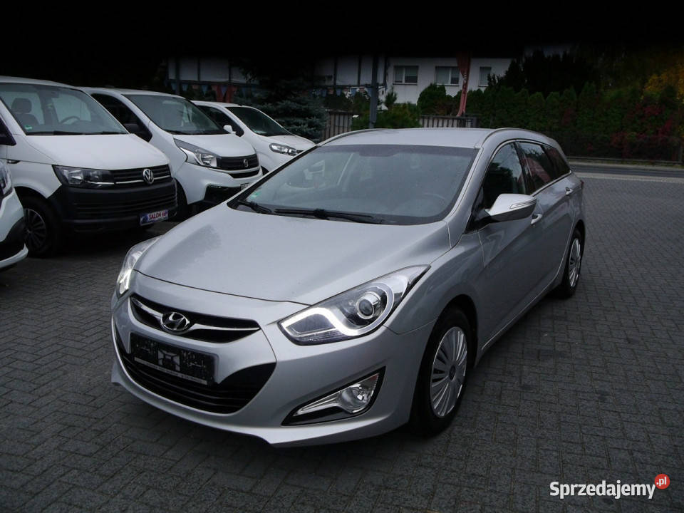 Hyundai i40 16benz Ledy Xenon Stan b światła LED śląskie Częstochowa