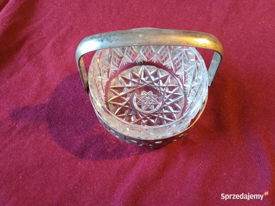 Cukierniczka kryształowa w metalowym koszyczku sprzedam