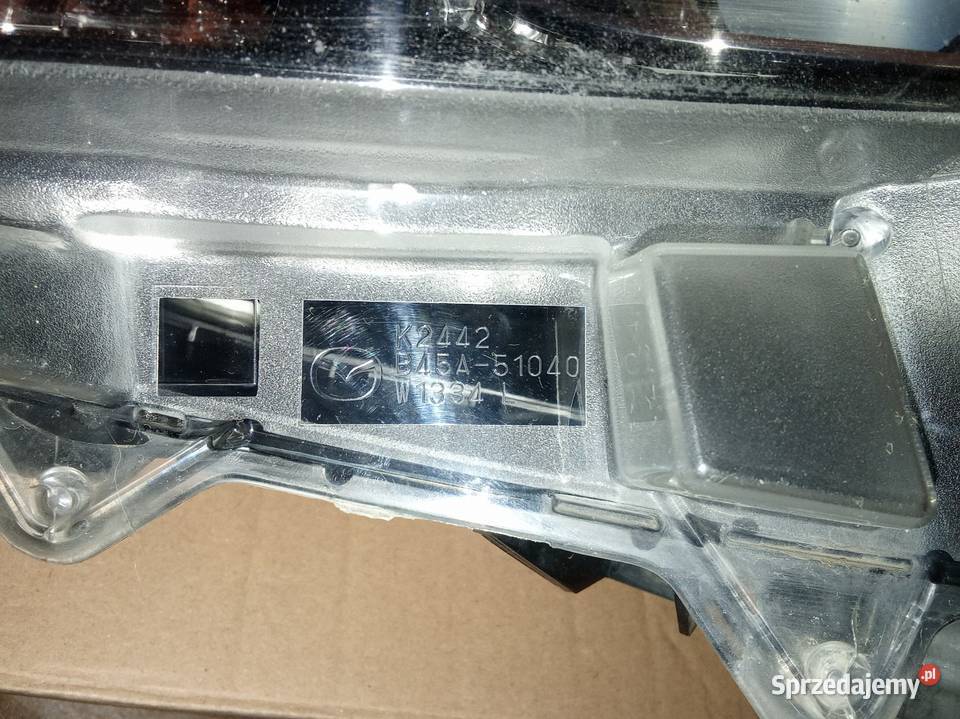 Mazda 3BM20132017r reflektory przednie lewy i Kamieniec Wrocławski