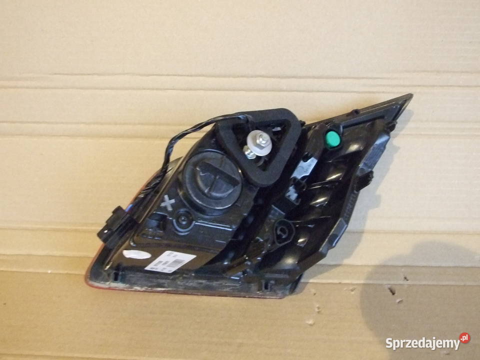 Lampa lewa tył Peugeot 308 Białystok