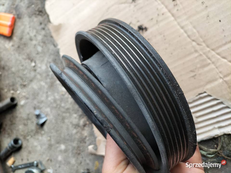 AUDI 80B3 KOŁO PASOWE WAŁU 18 B 028105253 Kamień-Kolonia
