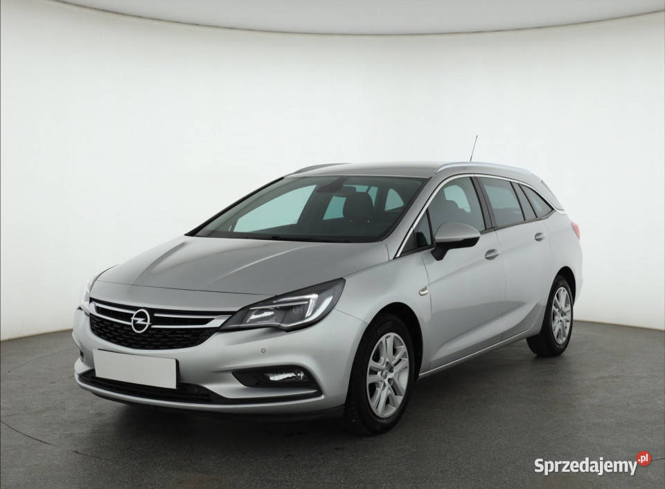 Opel Astra 14 T Rok produkcji 2017