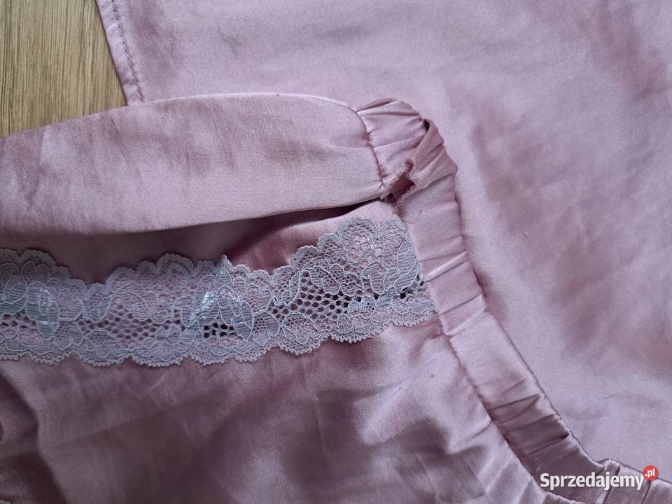 Pudroworóżowa piżamka satynowa z koronką rozmiar pomorskie Trąbki Wielkie