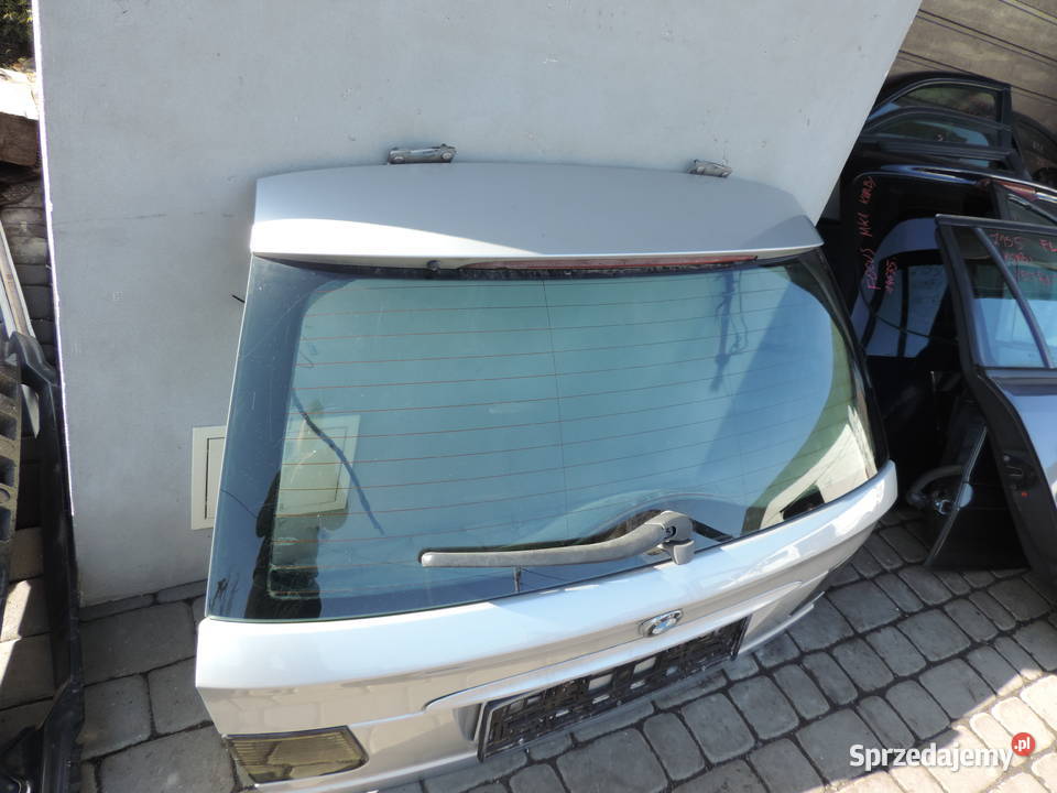 BMW E46 KOMBI FL KLAPA TYLNA KOMPLETNA 3547 małopolskie Nowy Sącz