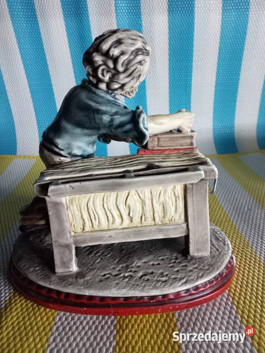 Figurkę sprzedam Borówno