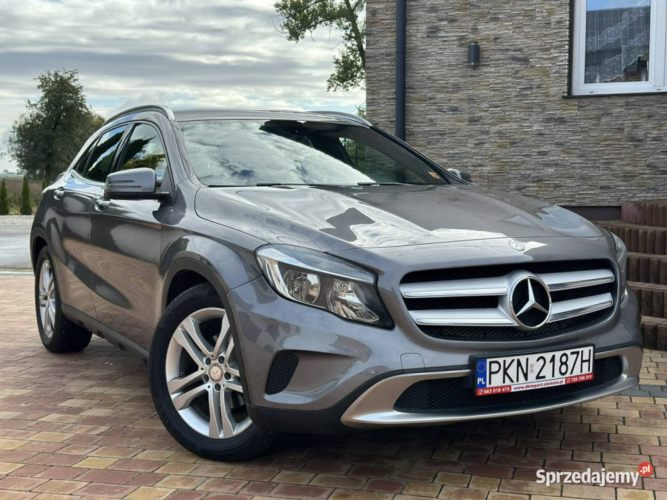 Mercedes GLA 200 Sadlno