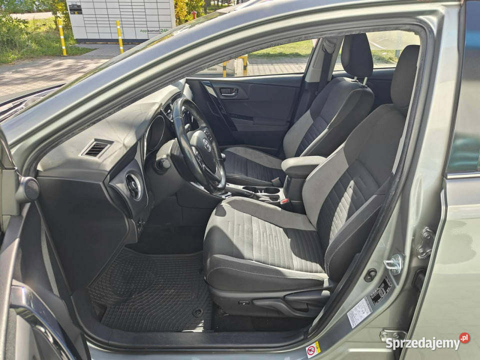 Toyota Auris II 2012 mazowieckie Karczew