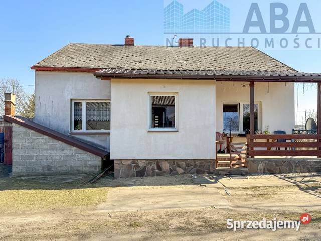 Dom wolnostojący z dużą działką 5673 m budynki 84.62m2 wielkopolskie Brzeźniak