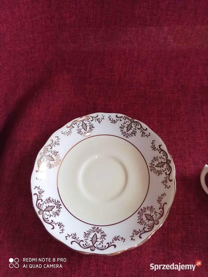 Filiżanka Royal Vale białożółta złoto Made in