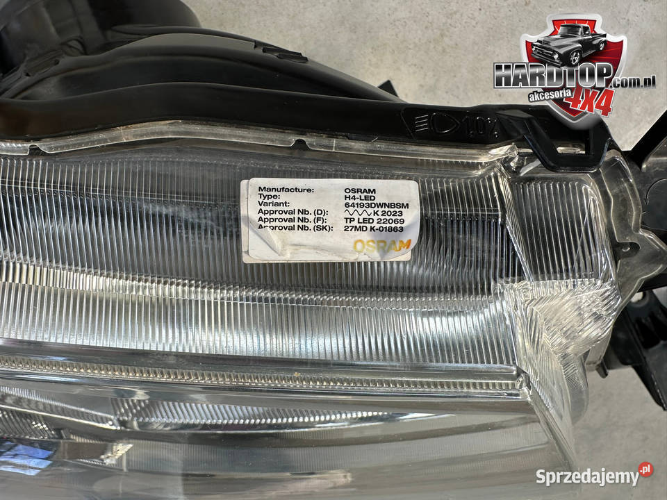 Lampa Oryginalny Reflektor Przedni Toyota Hilux Pasłęk