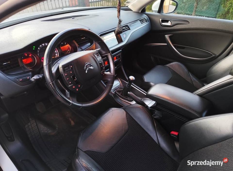 C5 CITROEN Sedan Biała perła Bluehdi manual bez