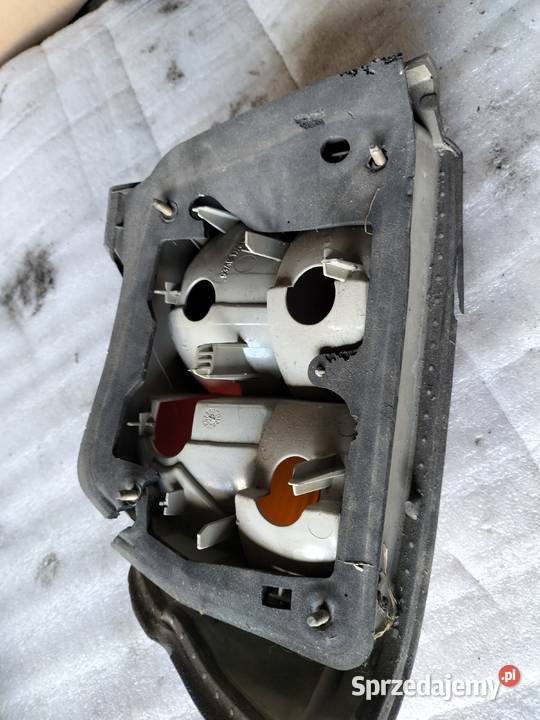 Ford Escort LAMPA TYŁ TYLNA PRAWA Oświetlenie Kamień-Kolonia sprzedam