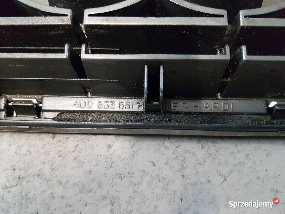 AUDI A8 D2 GRILL ATRAPA 4D0853651M osobowe Turkowice