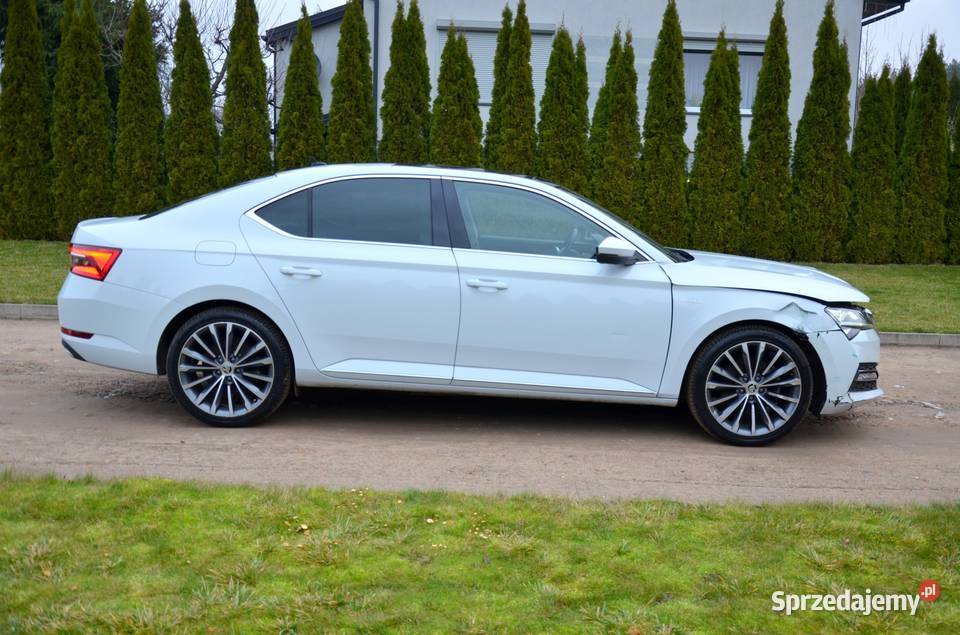Skoda Superb 14 TSI PlugIn Hybrid LaurinKlement sprzedam