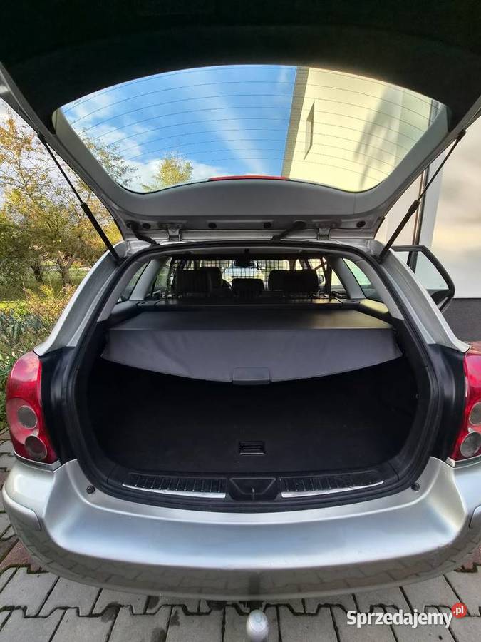 Toyota Avensis t25 20 D4D 2007 282152km