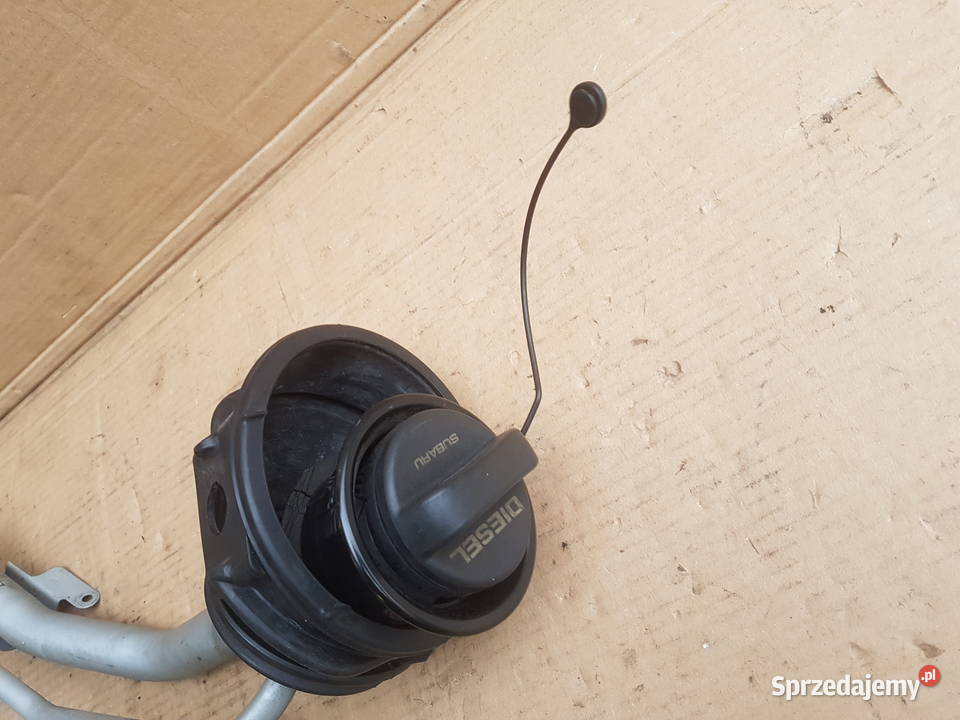 Subaru Outback IV BR rura wlewu paliwa korek
