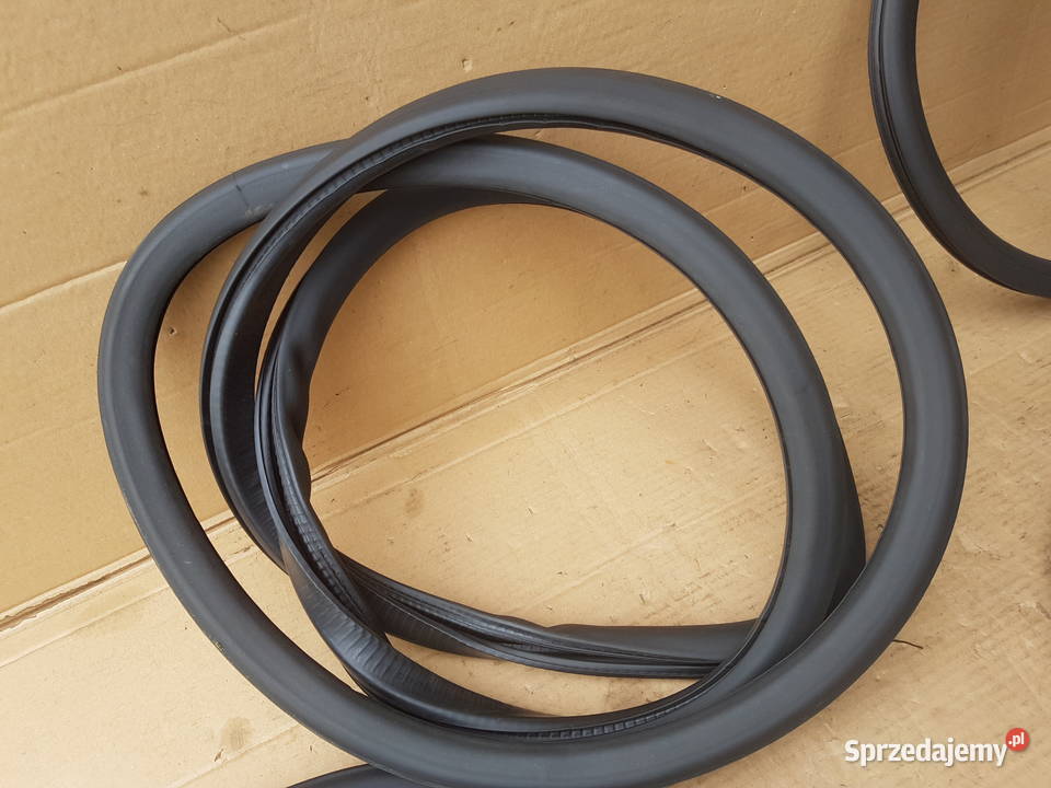 VW Phaeton uszczelki wnęki drzwi przód tył osobowe Karoseria Części Legnica