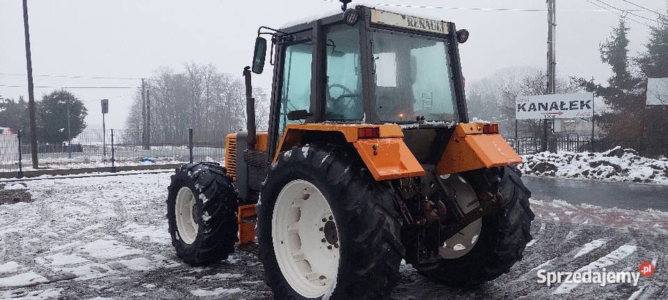 Sprzedam ciagnik renault 13314 mechaniczny Zbuczyn sprzedam
