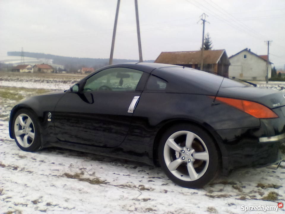piękny Nissan 350Z benzyna