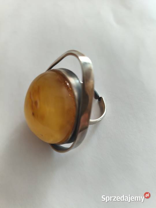 Pierścionek Bursztyn