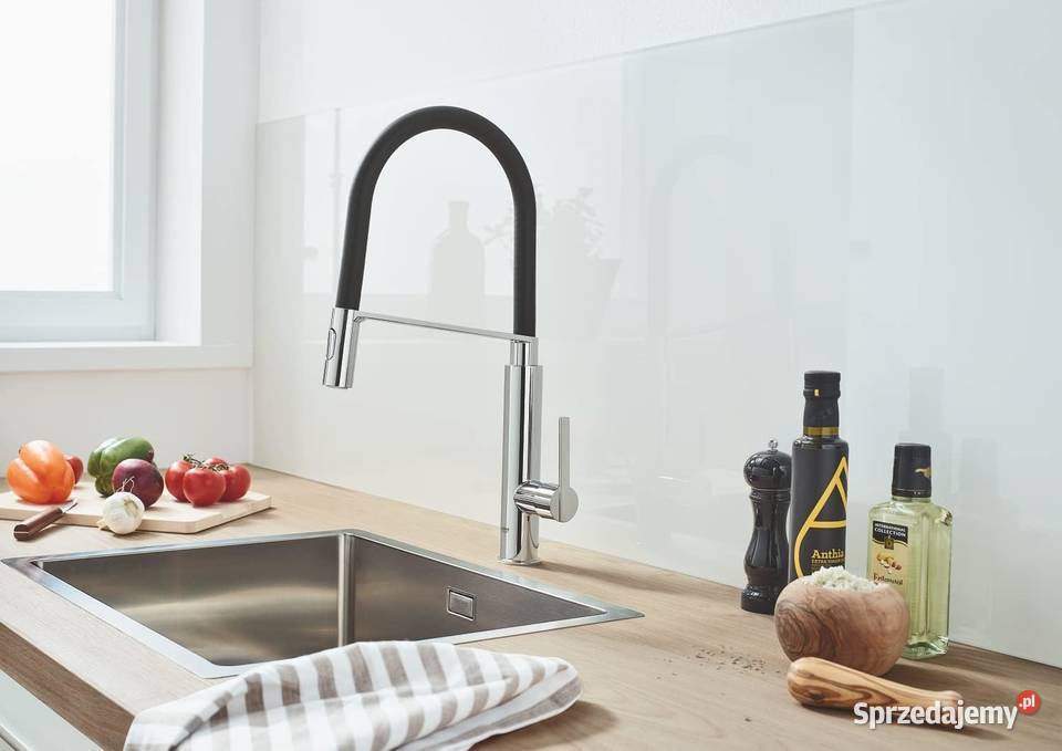 Bateria kuchenna ścienna Grohe Feel srebrny