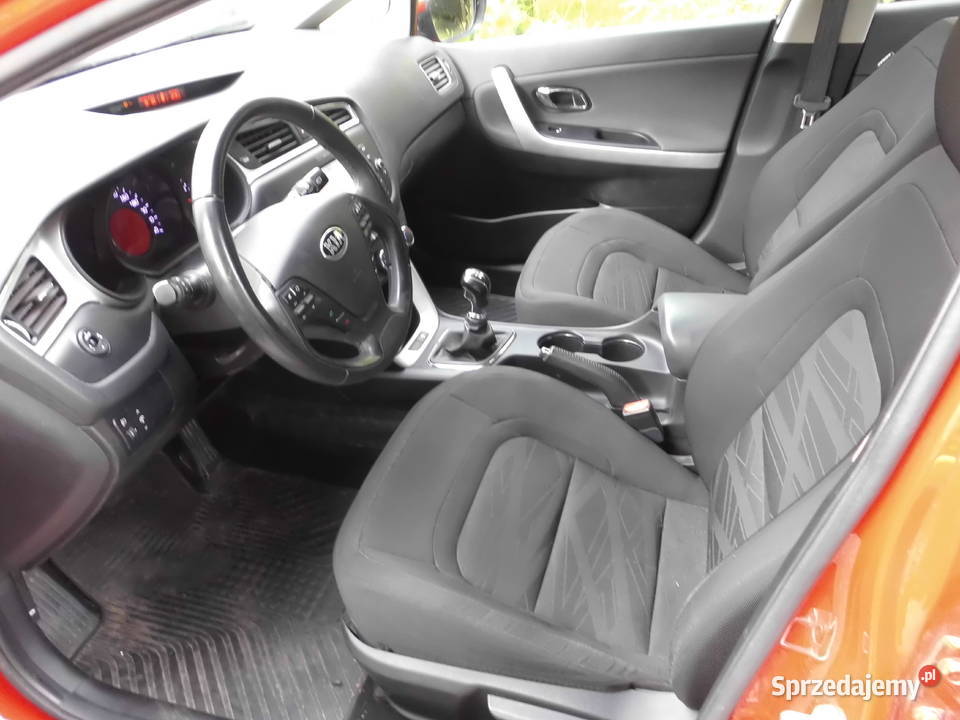 KIA CEED COMBI 2016r 14 benzyna NAVI48000 Bochnia sprzedam