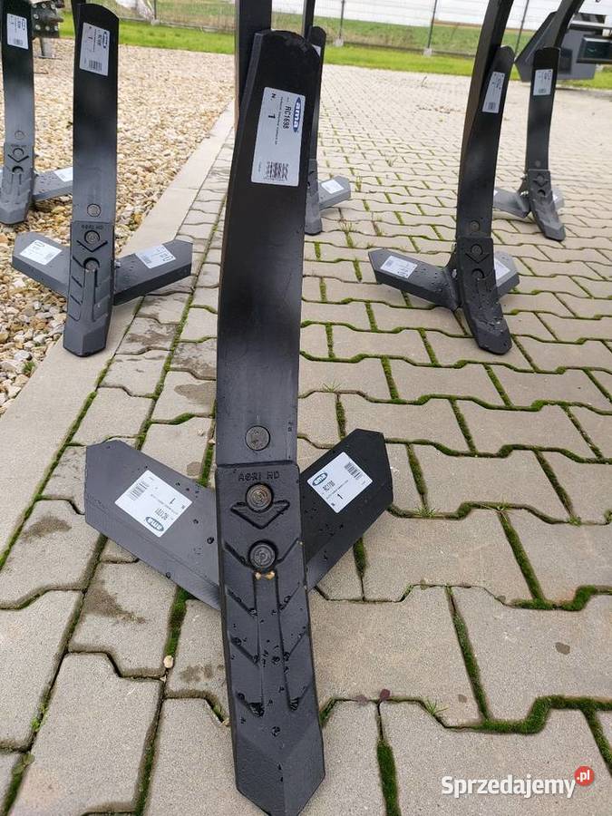 Kultywator bezorkowy lekki 26m dwa rzędy talerzy Rząśno