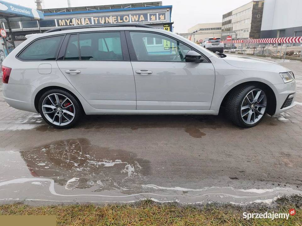 Skoda Octavia 20 TDI RS DSG 184 2019r szary Zielonka
