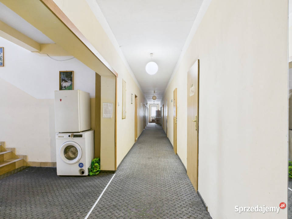 Hostel na sprzedaż