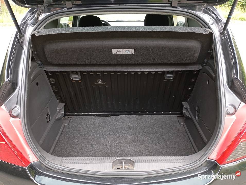 Opel Corsa 12 16V ECOTEC 86 2011 r niski 86KM Toruń