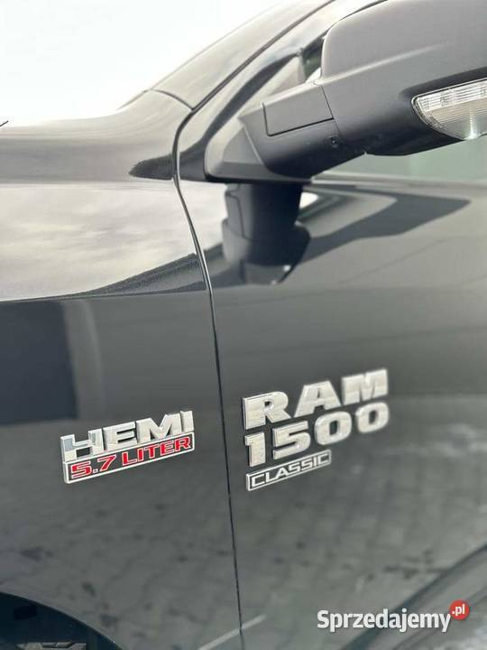 Dodge Ram 1500 57HEMILPG salon bezwypadkowy mały Warszawa