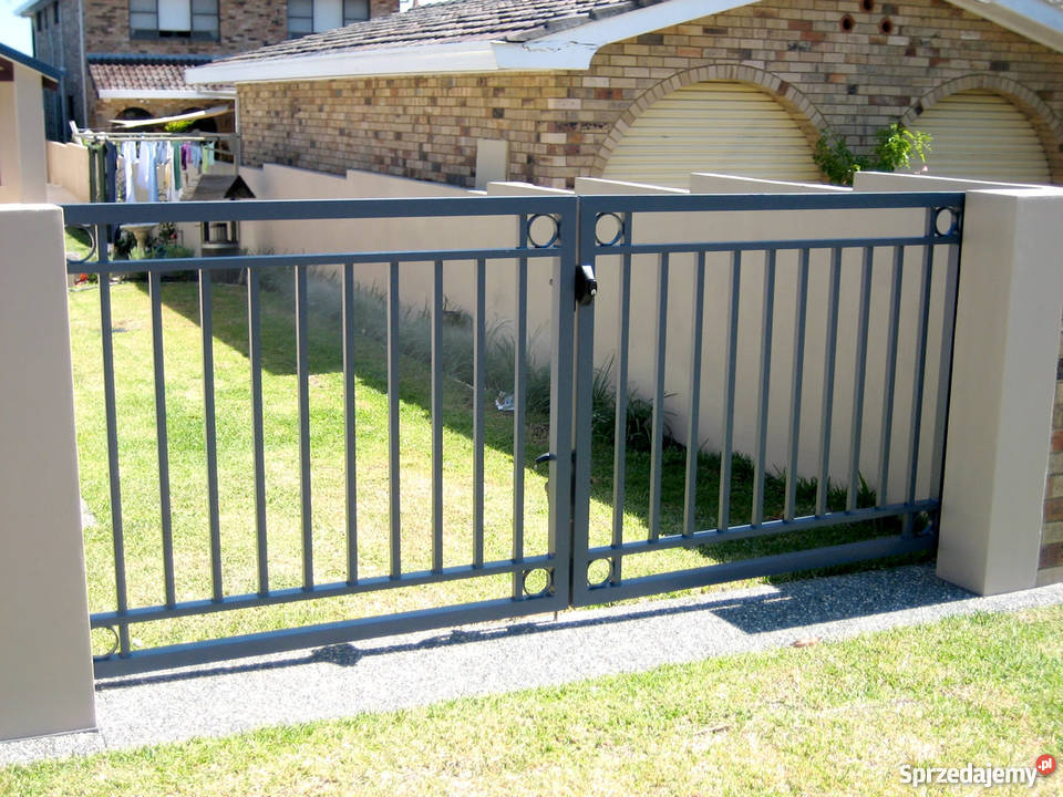 Montaż bram Instalacja automatyki do bram Serwis Sulejówek