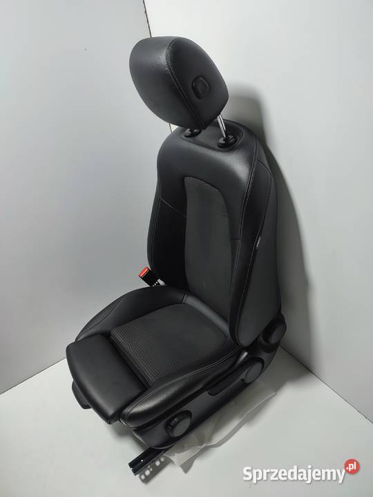 Fotele przednie Mercedes w177 stan idealny