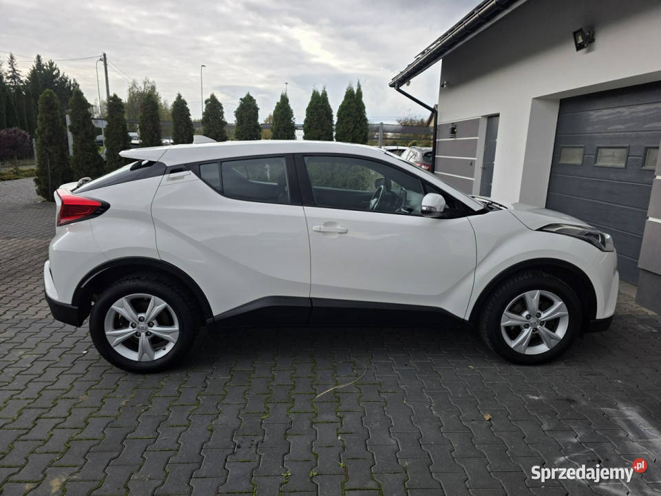 Toyota CHR 12 benzynamanualkamera cofania100 ASR (kontrola trakcji) Żabno