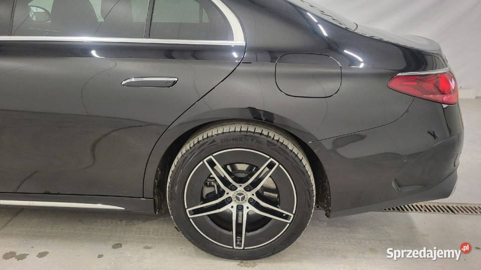 Mercedes E 300 e AMG LINE PREMIUM 4Matic W214 Mercedes-Benz Grójec sprzedam