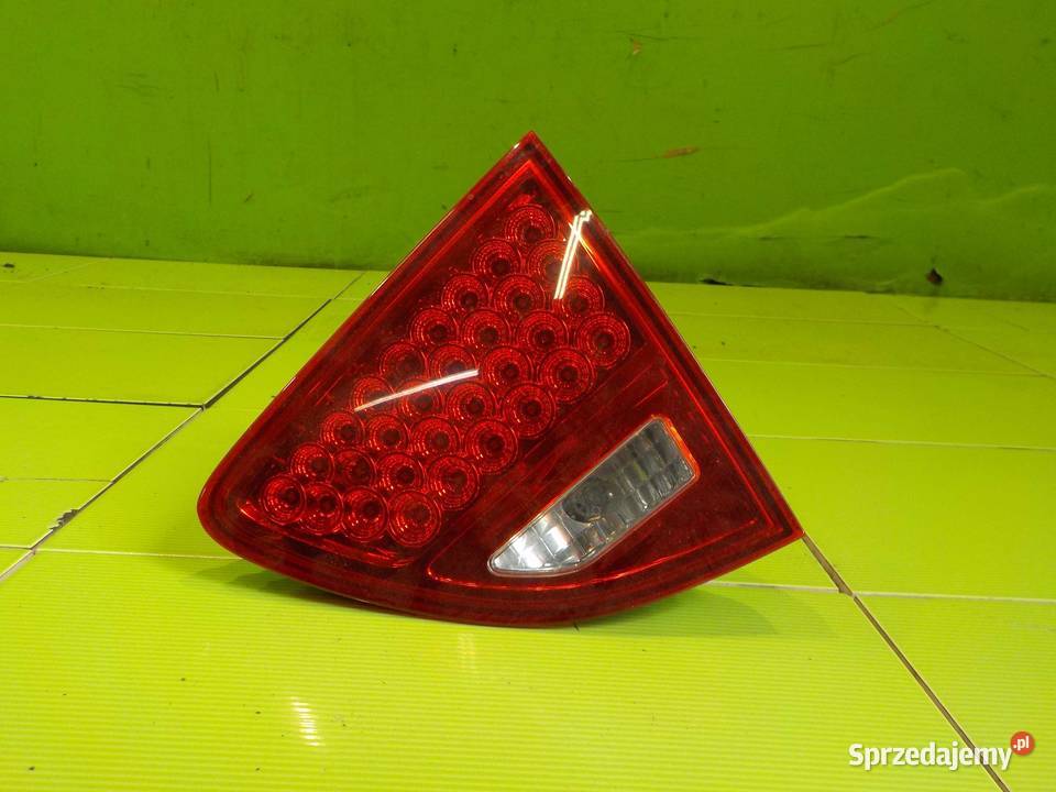 IX55 0812 EUROPA lampa prawa tyl 92403J1
