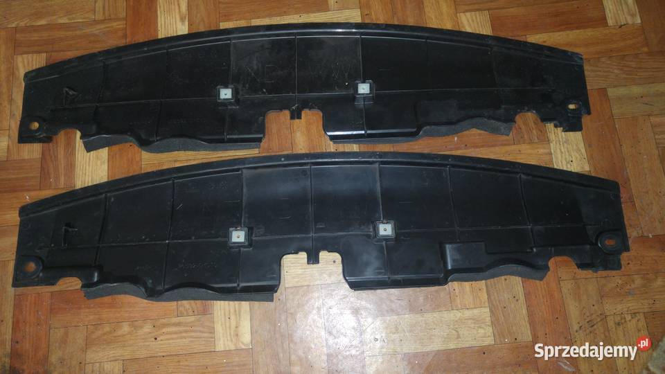 kierownica powietrza chłodnicywlot toyota AurIs