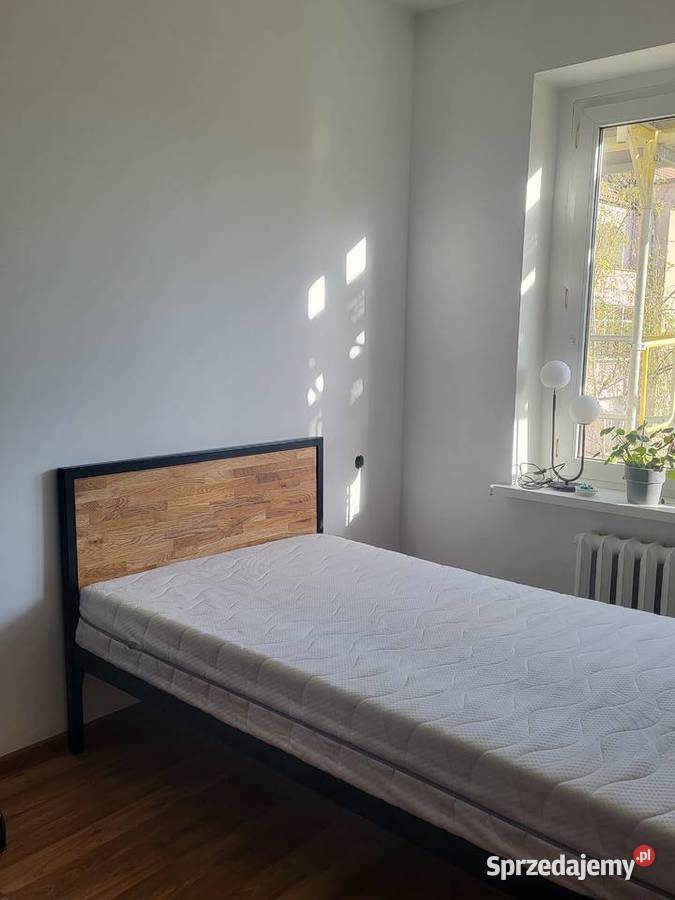 Sprzedam łóżko z materacem o wymiarach 110x200 Łóżka dolnośląskie