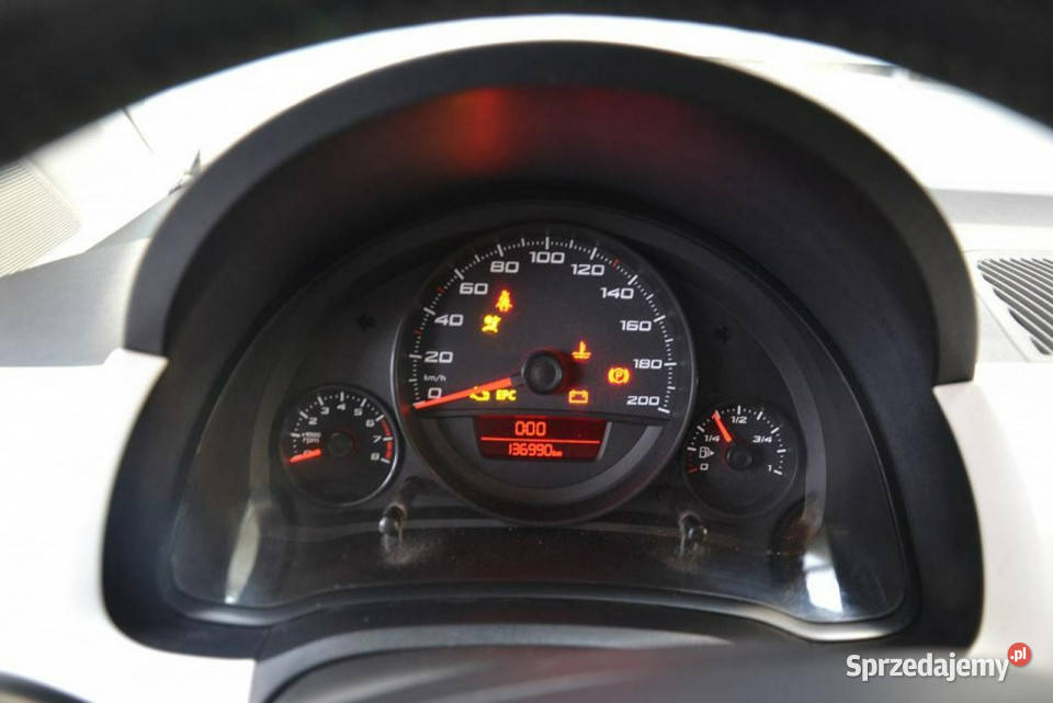 Seat Mii 10 benzyna 75 KLIMATYZACJA ekonomiczny Samochody osobowe Kęty