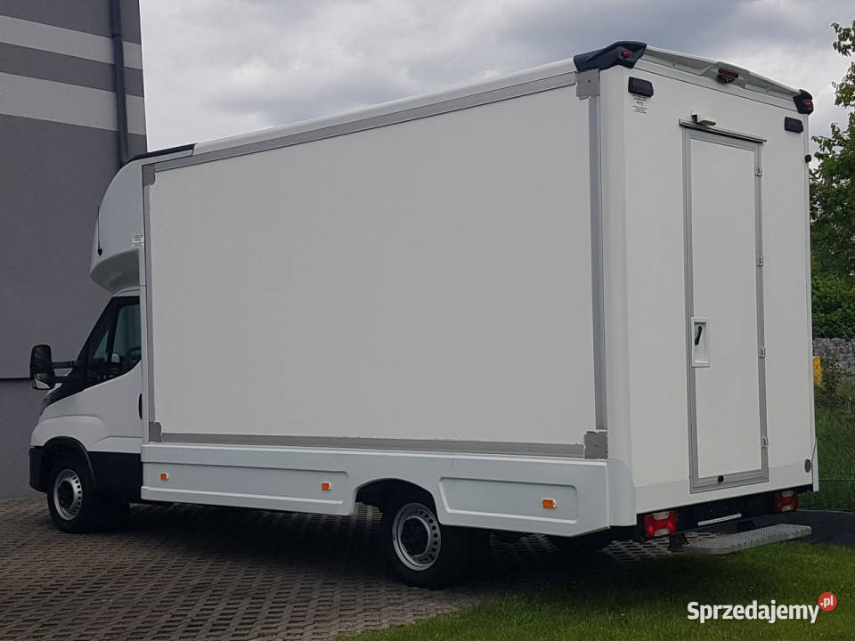 Iveco Daily KONTENER NISKOPODŁOGOWY 443x223x242 immobilizer Poręba sprzedam