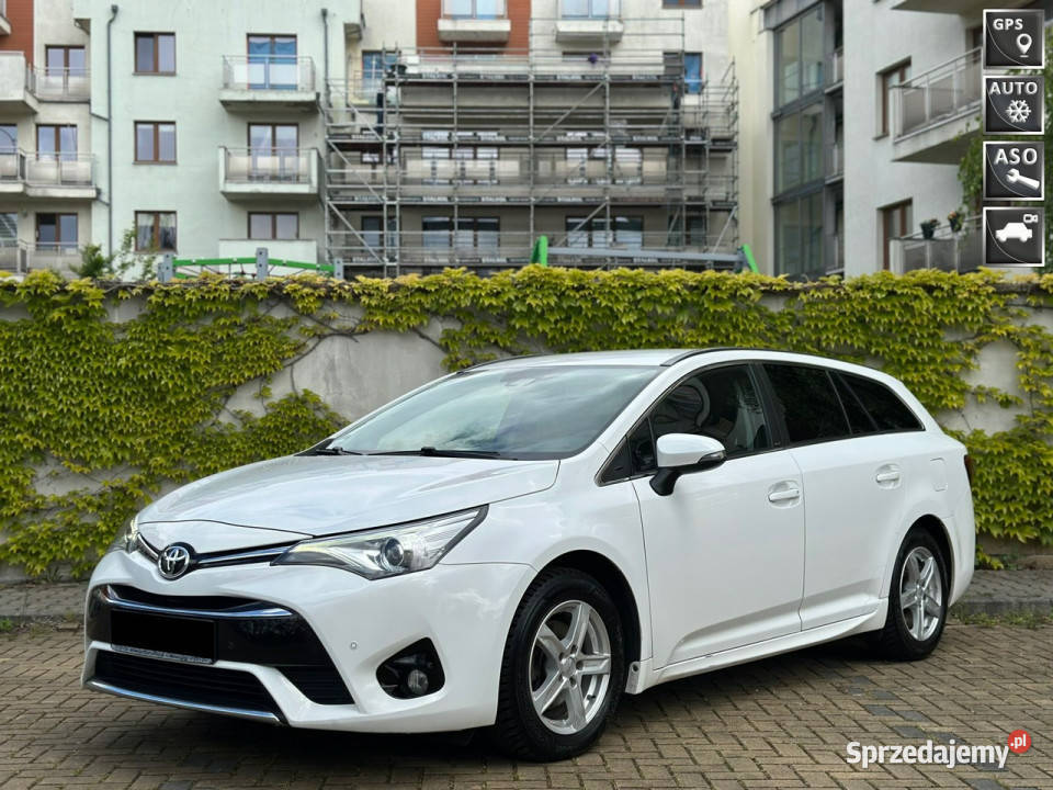 Toyota Avensis 18 III 2009 garażowany Tarnowskie Góry