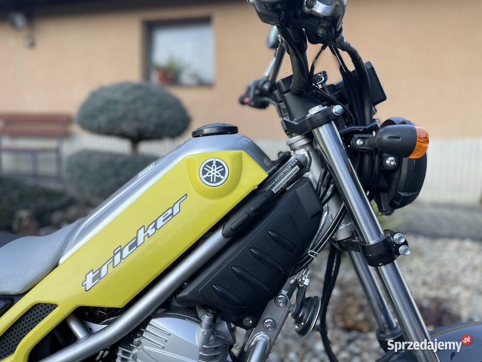 Yamaha XG250 Tricker